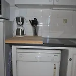 Apartmán T2 Au Lavandou, Acces Plage, Climatisation, Parking, Pour 4 Personnes - Fr-1-803-62