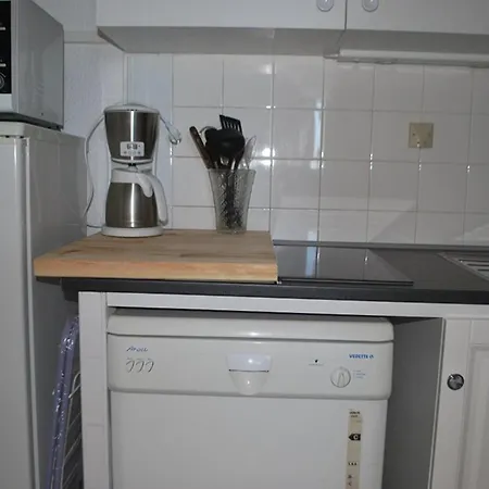 דירה T2 Au Lavandou, Acces Plage, Climatisation, Parking, Pour 4 Personnes - Fr-1-803-62 לה לבאנדו